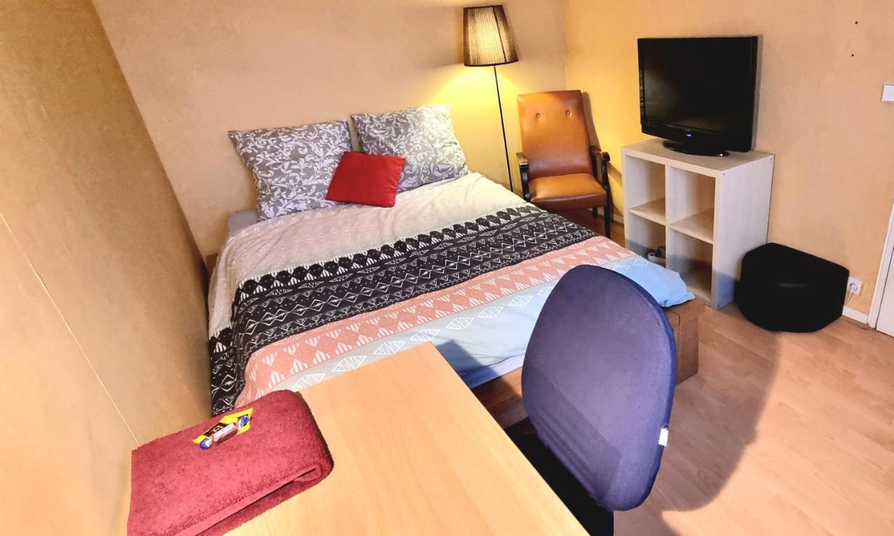 Superbe Chambre A Cles Paris Sartrouville Buitenkant foto